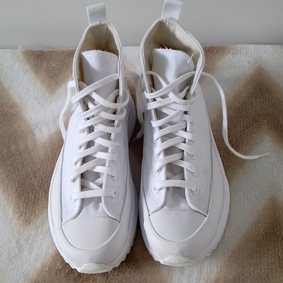 Converse Run Star Hike High 'Triple White' - Picture 2 of 8